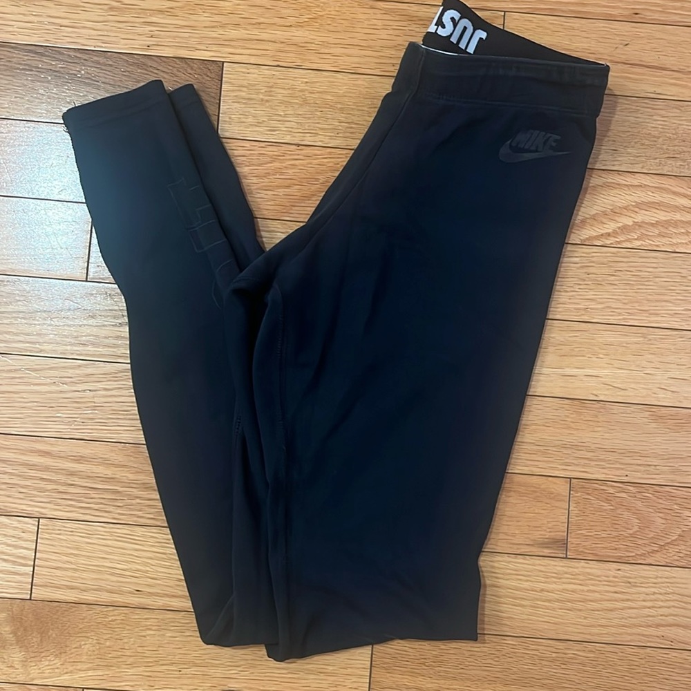 NIKE LEGGINGS SIZE XS